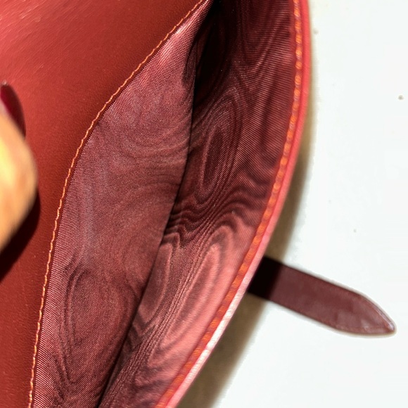 Authentic Cartier Must De Cartier Leather shoulder/cross body bag Bordea… - Picture 13 of 14